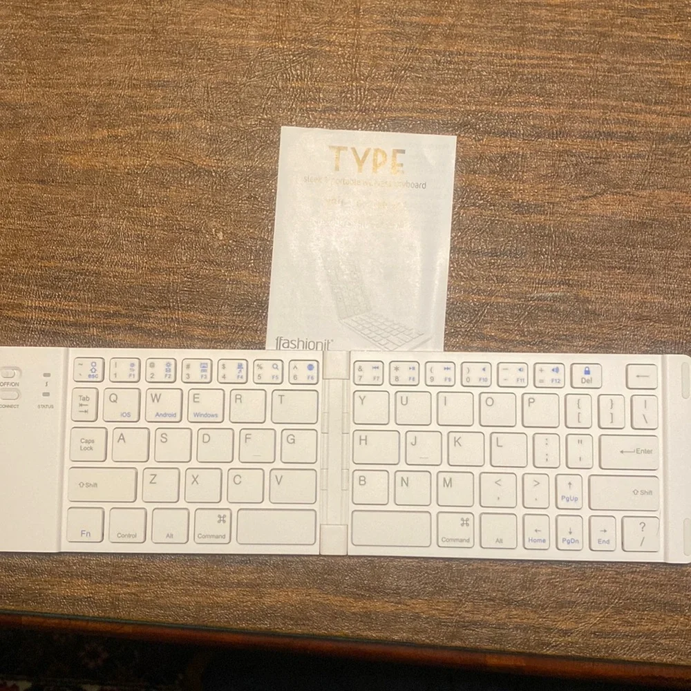 NEW in box - Wireless Portable Keyboard by Fashionit, 11.5”
